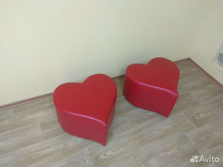Пуфик в виде сердца