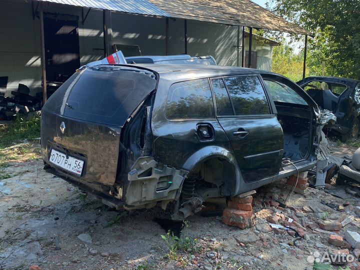 Крышка багажника Рено Меган2 универсал