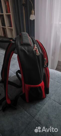 Рюкзак школьный