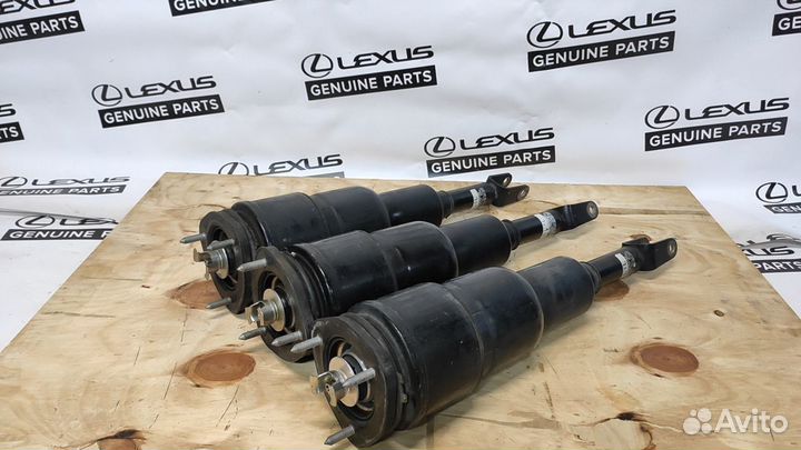 Амортизатор передний левый Lexus Ls460 USF40 2008