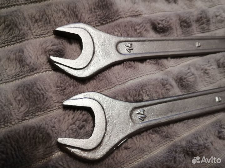 Ключ на 13 мм. и 14 мм.sitomo - игрушка для детей