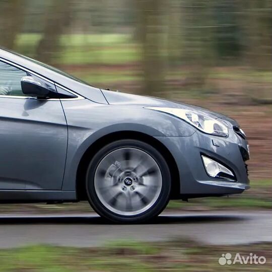 Крыло переднее правое в цвет Hyundai I40 (2011)