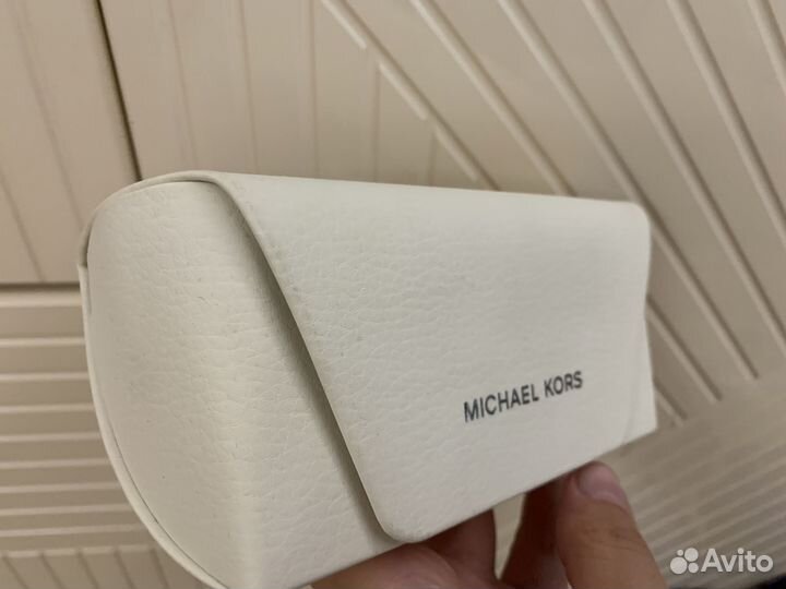 Очки солнцезащитные michael kors mk2037