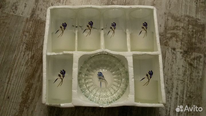 Набор стаканов