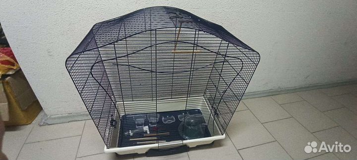 Большая клетка для птиц