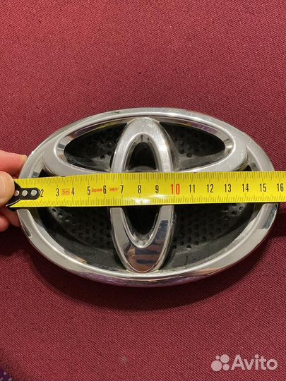 Toyota Значек на решетку Тайота