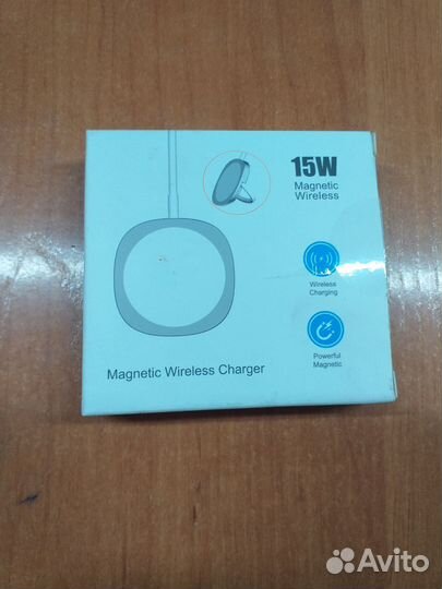 Магнитная беспроводная зарядка MagSafe Charger 15W
