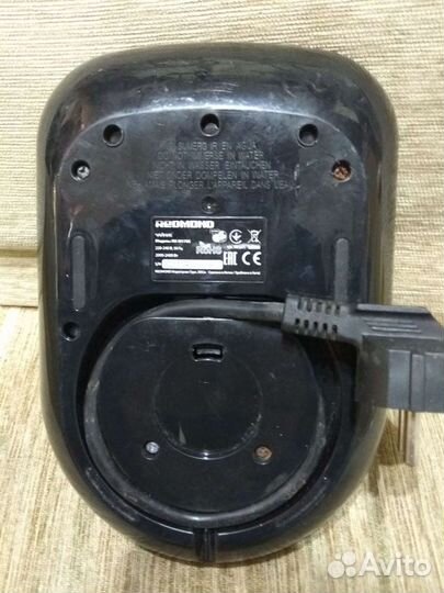 Электро подставка к чайнику Redmond RK-M170S