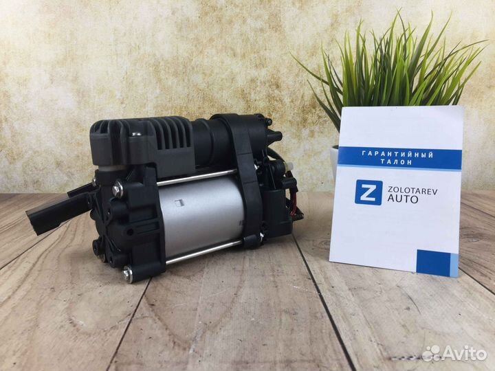 Компрессор пневмоподвески jeep Grand Cherokee WK2
