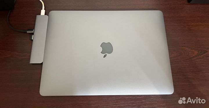 Apple Macbook pro 13.3 m1/16/256