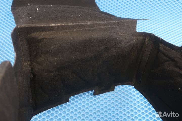 Кожух акб Skoda Superb 3