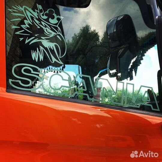 Наклейки на авто