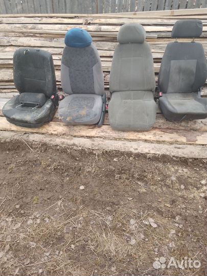 Сиденья от легковых авто