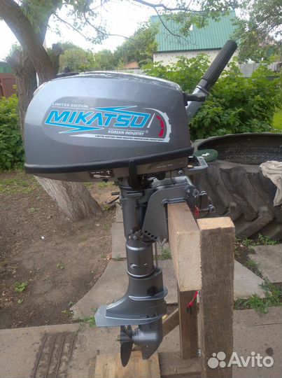 Лодочный мотор