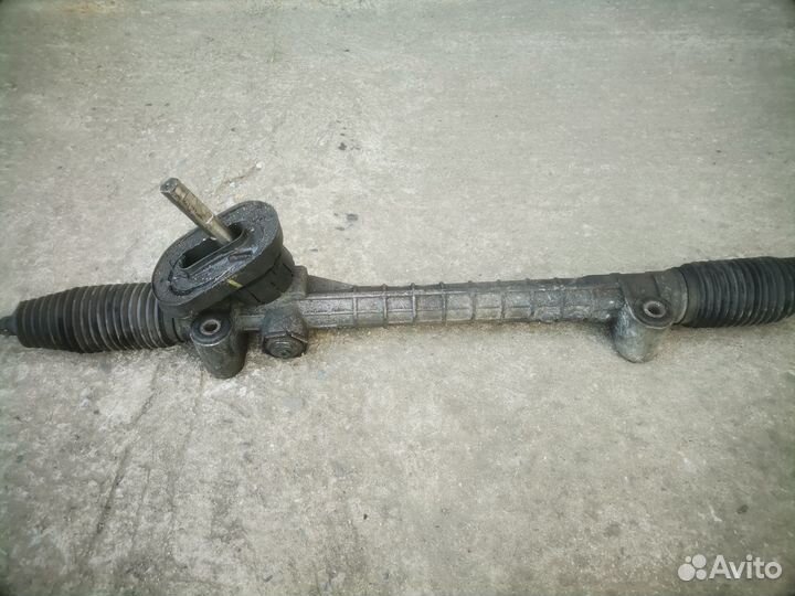 Opel Meriva A рейка рулевая гур