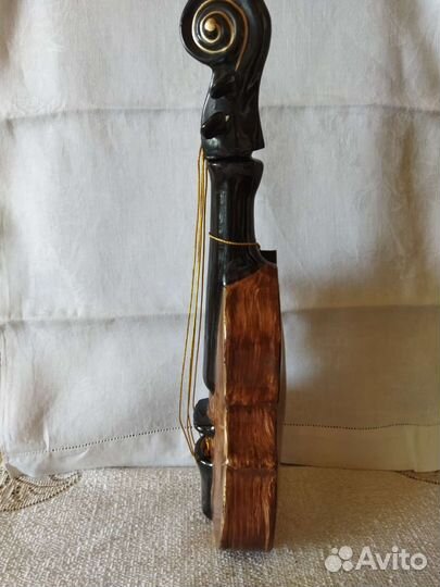 Штоф. Скрипка