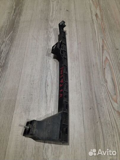 Направляющая стекла Kia RIO 3 Прав