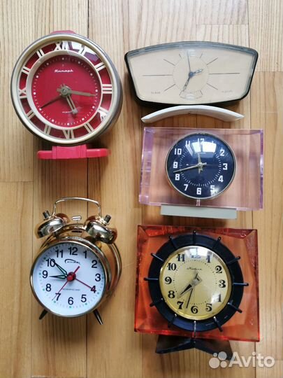 Часы будильники СССР разные в отличном состоянии