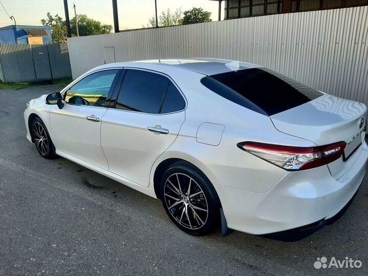 Toyota Camry 2.5 AT, 2018, 230 000 км