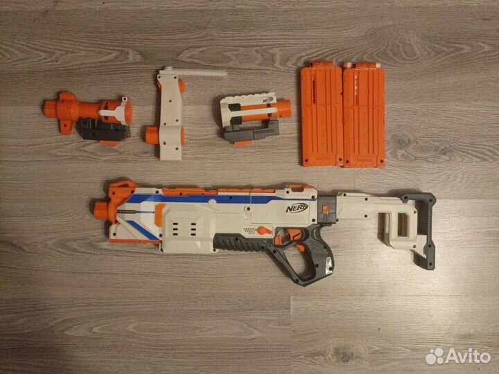 Игрушечный бластер nerf