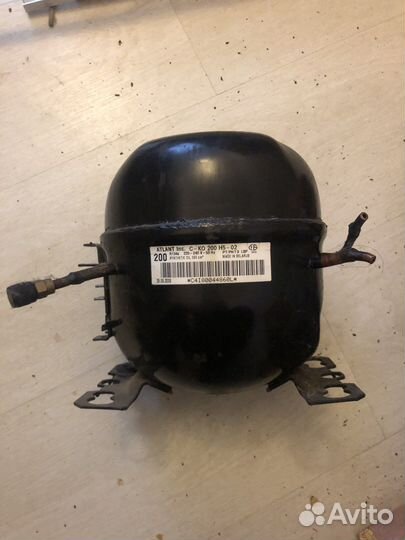 С-ко200н5-02) Компрессор для холодильников Атлант