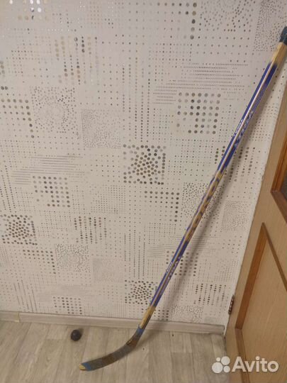 Клюшка хоккейная