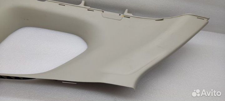 Обшивка стойки задняя левая Mitsubishi Outlander