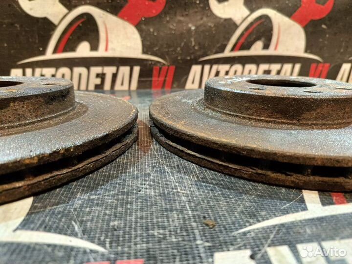 Тормозные диски переднее Chevrolet Aveo T250 седан