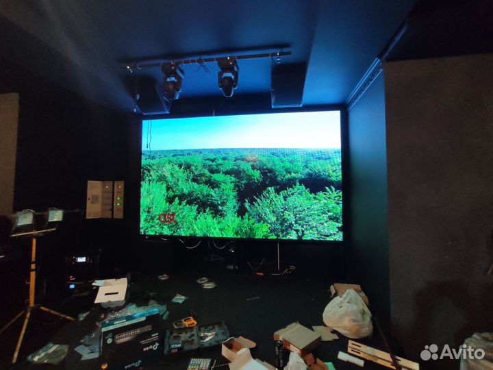 Светодиодный экран для помещения 320*192см