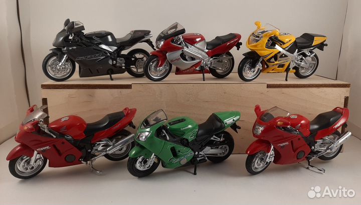 Модель мотоцикла 1:18