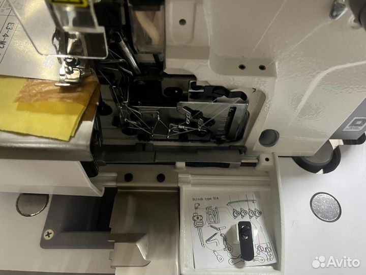 Оверлок 4-х нитка со столом Jack E3-4-М2-24