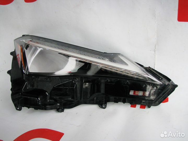 Lexus UX Стекло правой фары Full Led 2018+