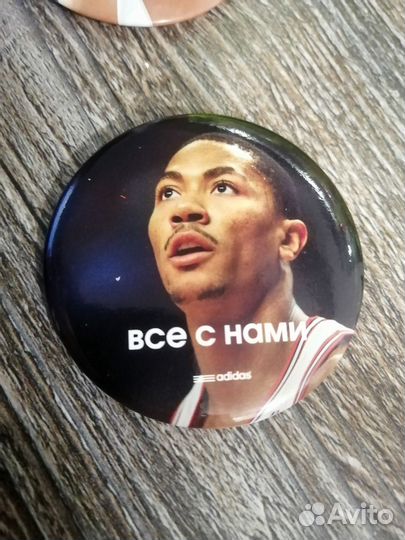 Значки Adidas лимитированная коллекция