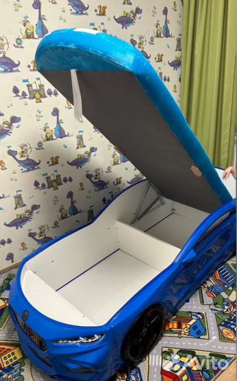 Кровать машина