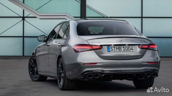 Спойлер E53 на Mercedes-Benz W213