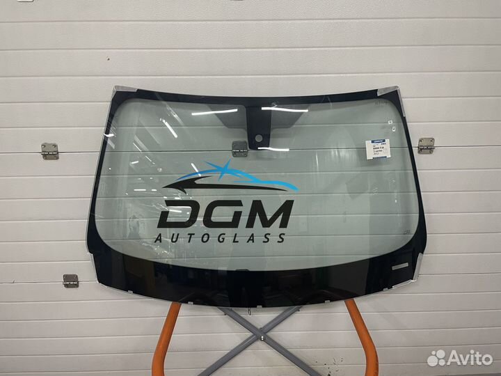 Лобове стекло Audi Q8 с проекцией