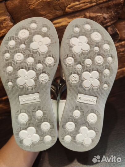 Сандалии для девочки