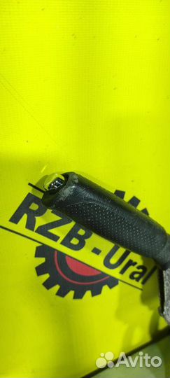 Рычаг стояночного тормоза Subaru Forester SG