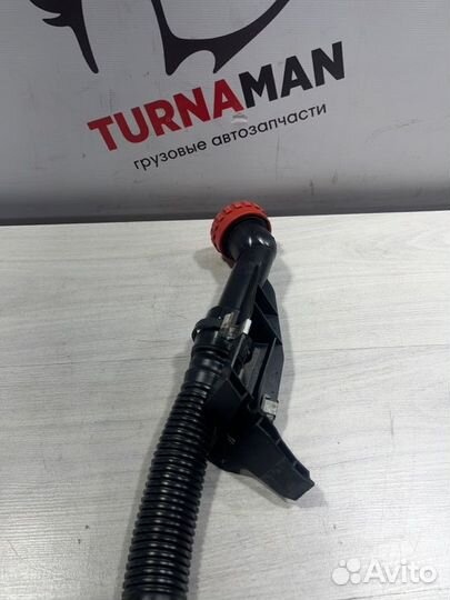 Маслозаливная горловина Man Tgl