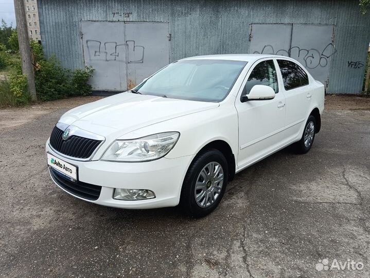 Skoda Octavia 1.6 AT, 2012, 220 000 км