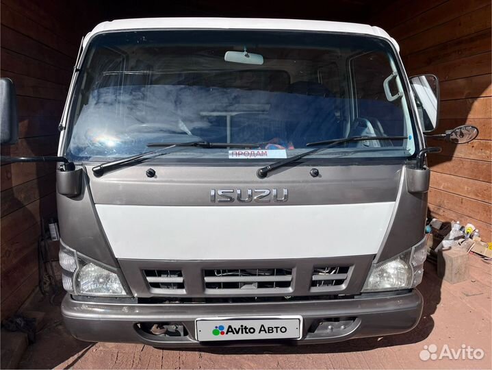 Isuzu Elf, 2003
