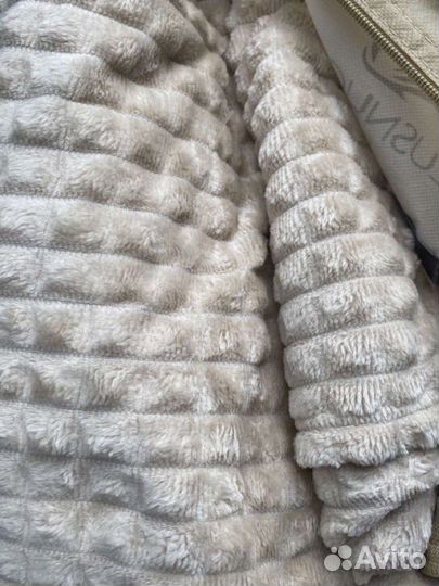 Плед кубик евро новый