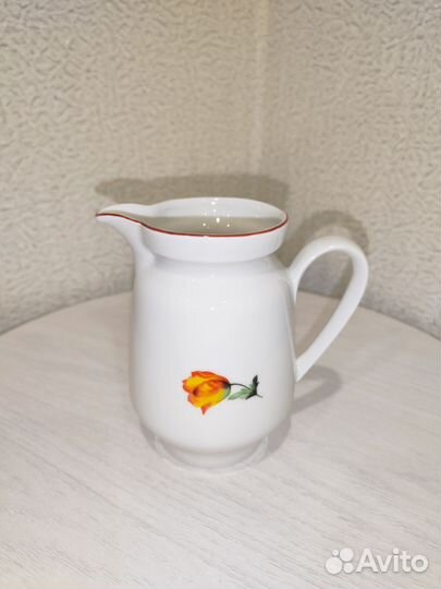 Сливочник,фарфор.СССР