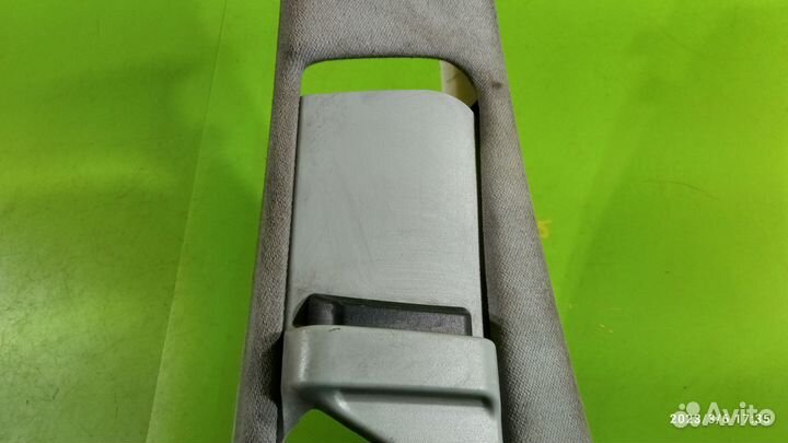 Накладка стойки средней для Mercedes-Benz W211