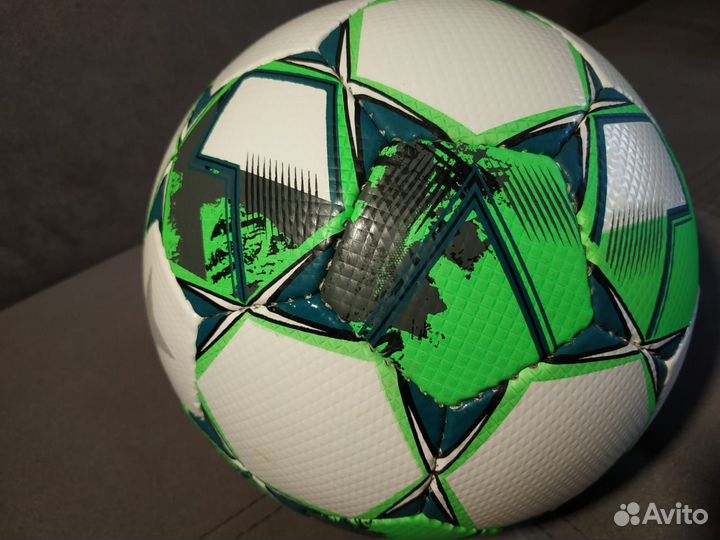 Мяч футбольный оригинал Derbystar FIFA s5 Brillant