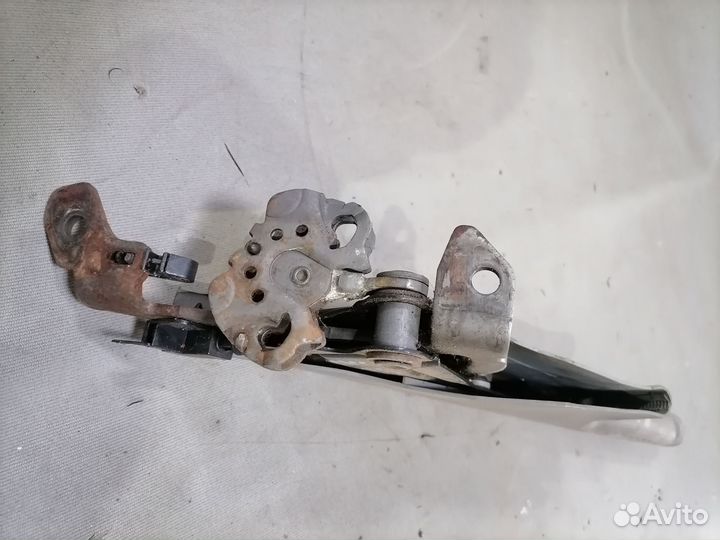 Рычаг стояночного тормоза Volkswagen Passat B5 ADR