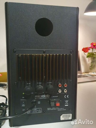 Акустические колонки