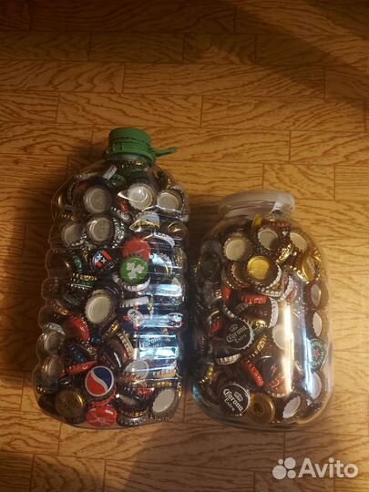 Пивные крышки и плакетки