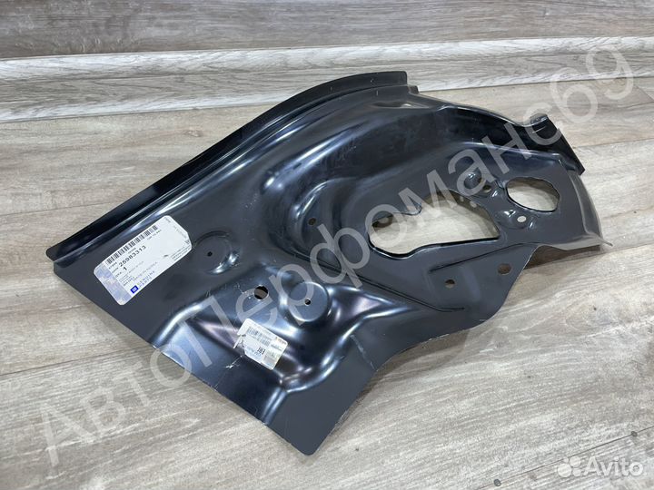 Панель заднего правого фонаря Opel Mokka 2012-2019