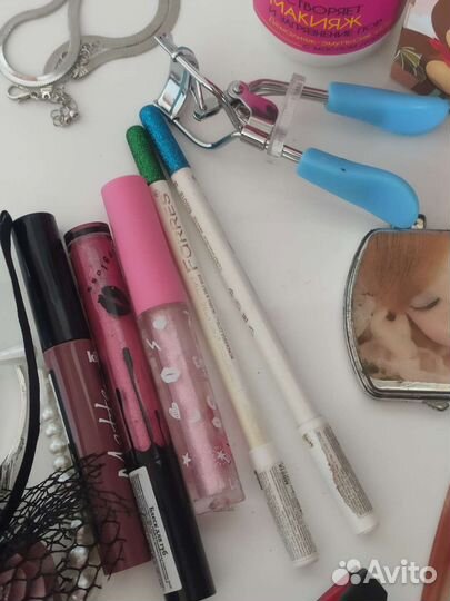 Косметика аксессуары